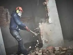 construction labourer,  reno helper