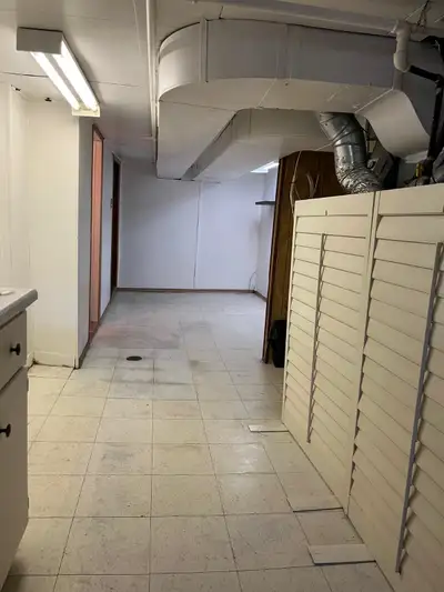 RENTED – This unit is no longer available. Thank you for your interest! $1,150/month – All utilities...