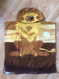 Kids lion hooded towel