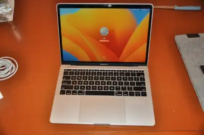 Laptop MacBook Pro A1708, View more