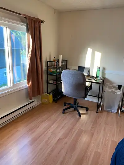 COZY PRIVATE ROOM