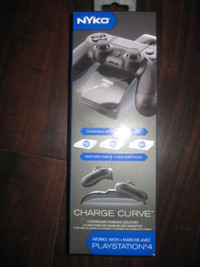 Nyko Charge Curve Dual Charging Station for PS4 Controller