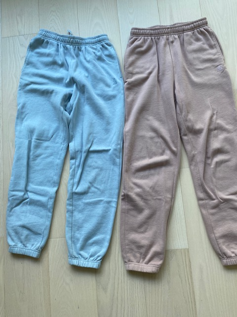Kuwalla Sweatpants - 2 pairs (blue and pink) in Women's - Bottoms in City of Toronto - Image 2