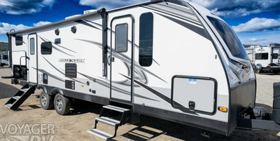 Excellent condition! Call or text your email address if you want a glamorous camper. This 'Glamper'...
