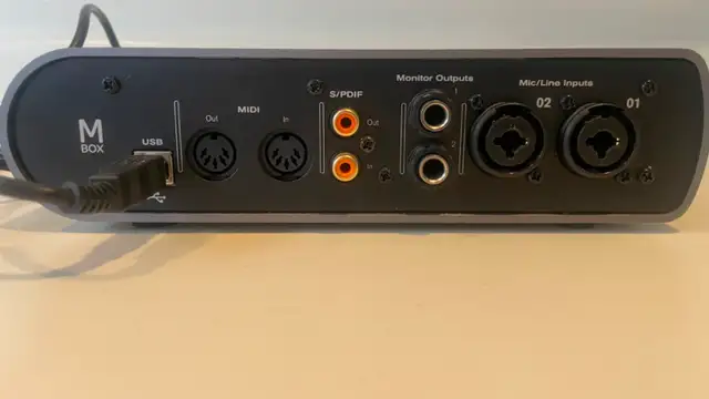 M-Audio Avid MBox USB Interface in Pro Audio & Recording Equipment in Vancouver - Image 2