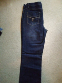 Ladies jeans size 8,10,12.