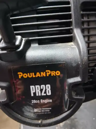 Coupe bordure a gaz Poulan PRO, PR28CD, 28CC, View more