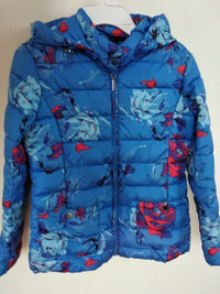Girl's light puffer jacket size 8-10