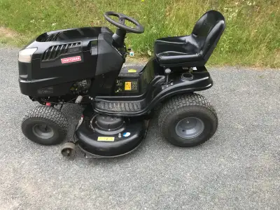 lawn tractor wanted, View more