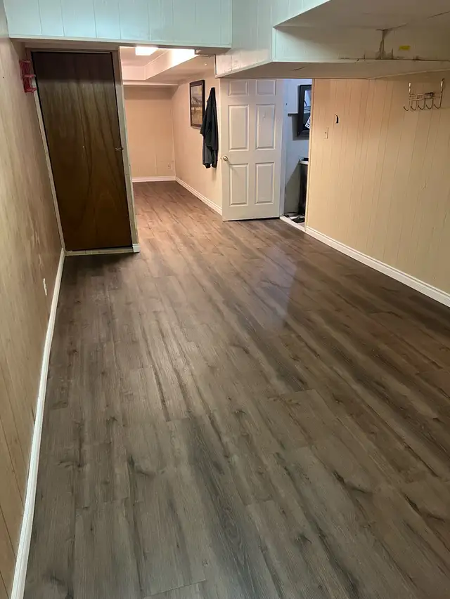 Flooring and stairs 62864359291523122