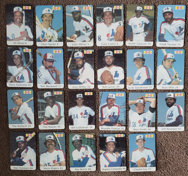 VINTAGE 1982 MONTREAL EXPOS BASEBALL CARDS / CARTES  (23 total) dans Art et objets de collection  à Laval/Rive Nord