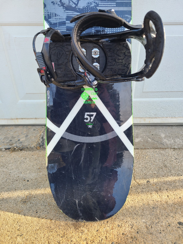 Rossignol 157cm snowboard with K2 bindings in Snowboard in Edmonton - Image 4