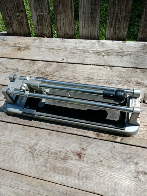 Ceramic Tile Cutter, UpTo 11" Length, Easy To Use, Durable in Hand Tools in Oshawa / Durham Region - Image 4