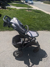 2018 Uppababy Vista + bassinet