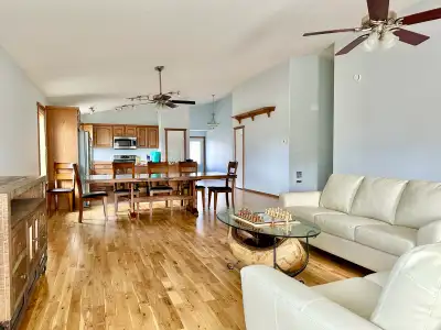 Furnished Rooms for Rent in Whistle Bend, Whitehorse, Yukon – Ideal for Professionals and Students C...