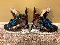 CCM FT1 - Junior Skates size 4w