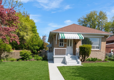 Unit Features: - Private bedroom large enough for a queen or king bed, with space for a table and ch...