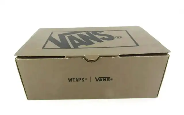 Vans x WTAPS - OG Era Lx - Coyote Size M 8US / W 9.5US Authentic in Men's Shoes in City of Montréal - Image 10