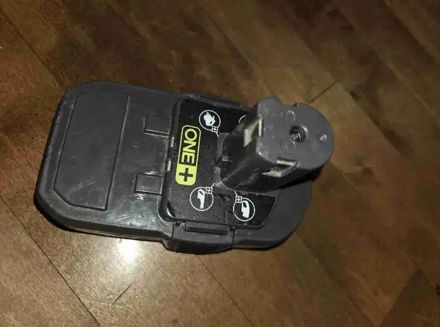 Ryobi one+ 18v lithium battery. in Power Tools in Calgary - Image 4