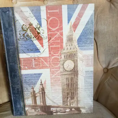 INDIVIDUALLY PRICED EXCELLENT CONDITION LONDON BOX: $5 10 1/2" W x 13 1/2" L x 3 1/2" D PARIS BOX: $...