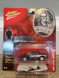 1:64 Diecast Johnny Lightning 1984 Lotus Esprit Frankenstein Blu