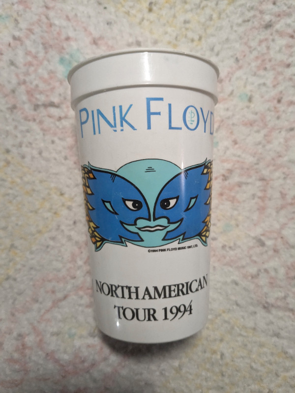 Pink floyd  1994 dans Art et objets de collection  à Ouest de l’Île - Image 2