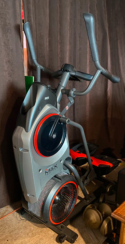 Exercise Machine (Bowflex MAX M5) dans Appareils d'exercice domestique  à Laval/Rive Nord - Image 2