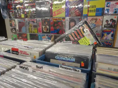 Sunday Dec. 21st Woodstock Record And Music Collectibles Show, View more