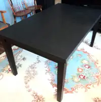 Wood Dinning Table with 2 Chairs
