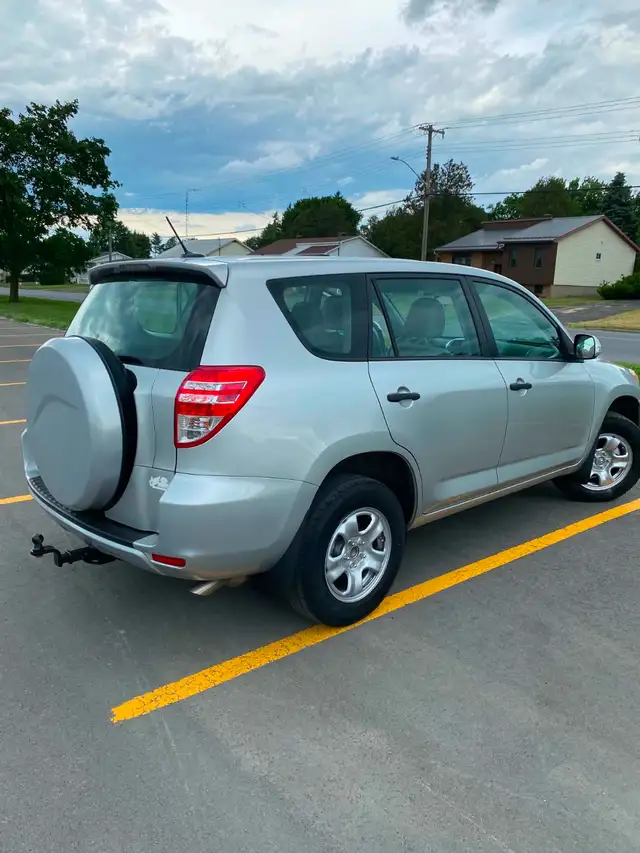2012 RAV4482652612073902083