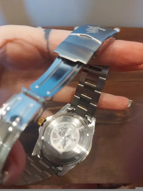 Invicta Sea Base Unisex Watch w/ Mother of Pearl Dial - 40mm in Jewellery & Watches in Kamloops - Image 5