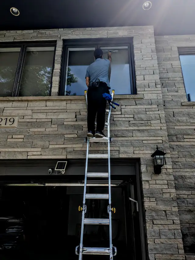 Window&gutter cleaning461886605702604802