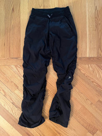 Ivivva Youth Size 10 Lined Pants