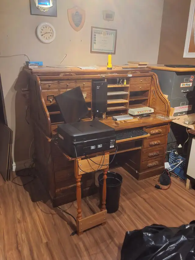 Real wood Roll Top desk for sale, $500.00 or best offer63234678568449121
