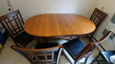 BEAUTIFUL SOLID WOOD DINING SET – READY FOR A NEW HOME!, View more