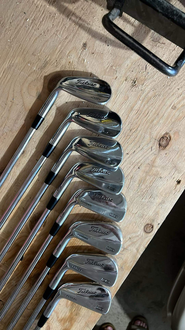 Titleist 716 MB Blades LH in Golf in St. Catharines - Image 2