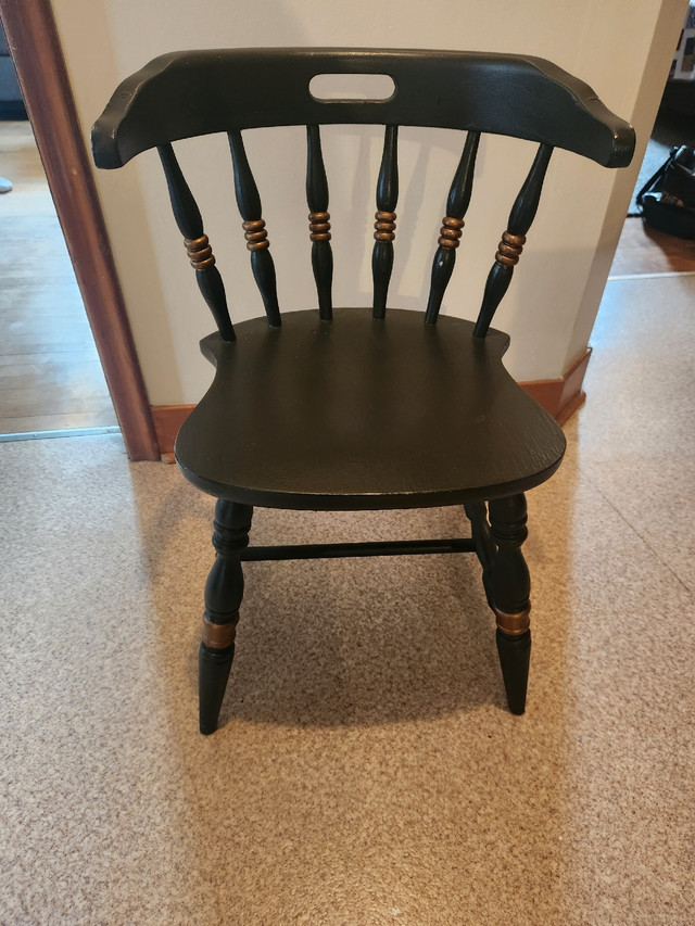 4 chairs for sale in Chairs & Recliners in Thunder Bay