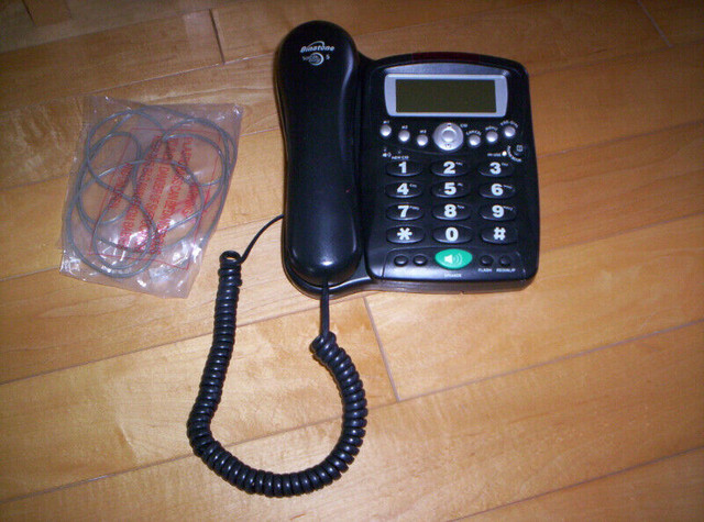 Téléphone Binatone Speakeasy 5 pour personnes malentendantes dans Téléphones cellulaires  à Ville de Québec - Image 2