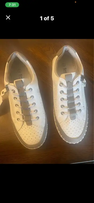 Smilin  ladies sneakers, View more