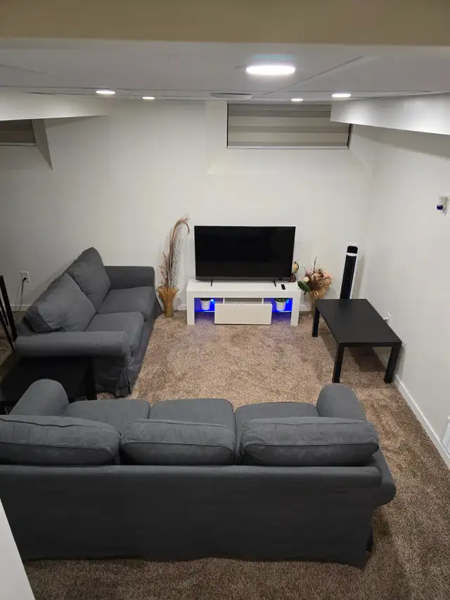 1-bedroom fully furnished basement suite in Prairie Pointe in Manitoba in Canada - Image 2