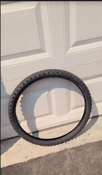 Mountain bike tire 24 x 2.10