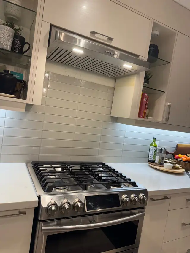 Appliance installation and repair in Stoves, Ovens & Ranges in Markham / York Region - Image 3