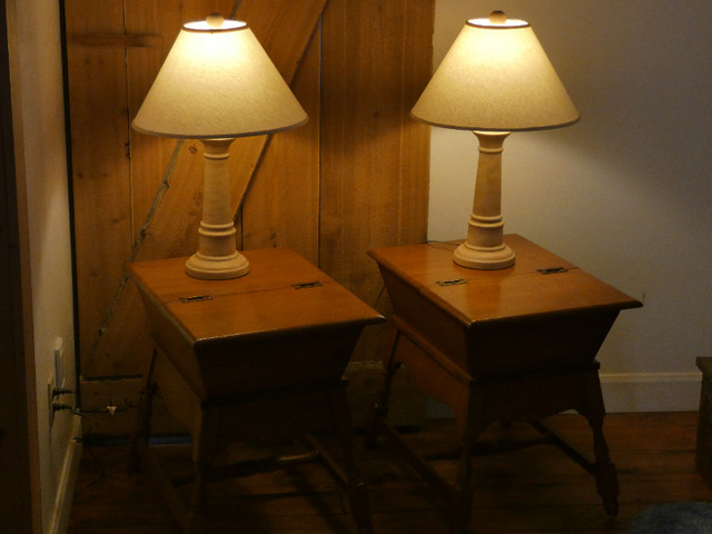 Ceramic table lamps in Other Tables in St. Catharines - Image 2