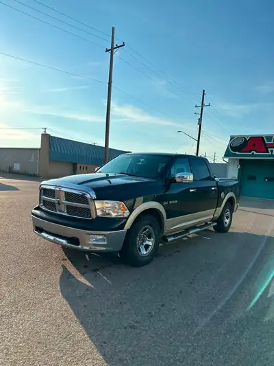 Selling My 2010 RAM 1500 Laramie Runs And Drives No Hemi Tick $6500 OBO Truck Is In Saskatoon