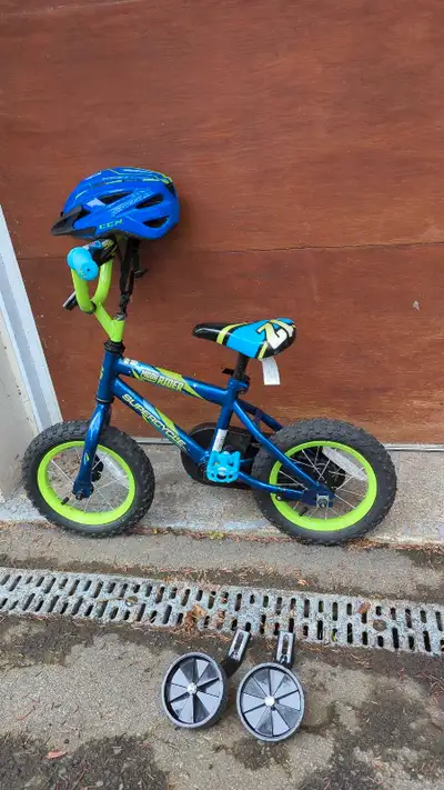 Supercycle Moon Rider, kid's bike, 12", top condition. With training wheel! Looking for a new home,...