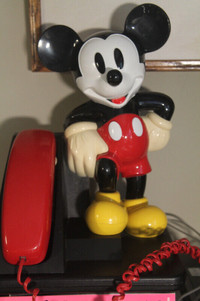 VINTAGE 1995 MICKEY MOUSE PHONE