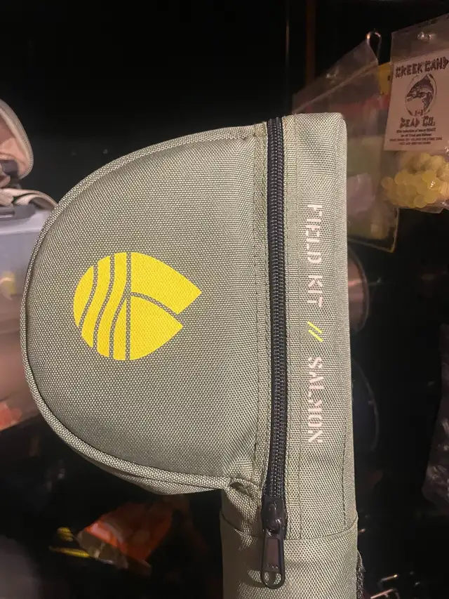 Redington fly rod combo in Fishing, Camping & Outdoors in Owen Sound - Image 3