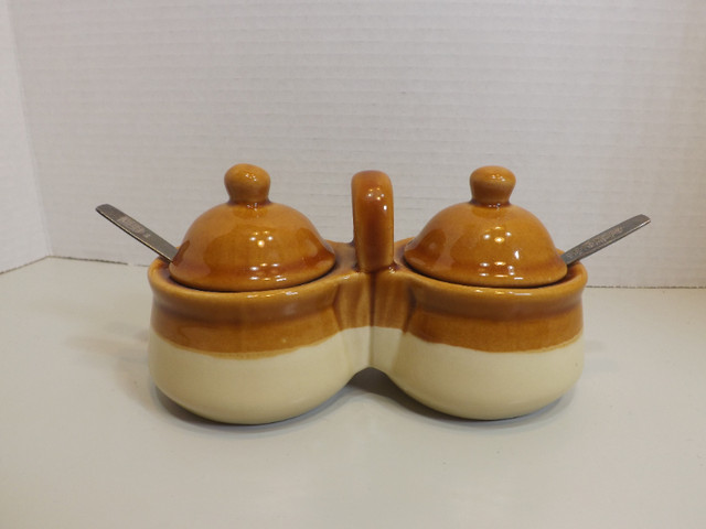 Vintage Jam Caddy with Spoons Brown and Ivory Double Caddy in Kitchen & Dining Wares in Calgary - Image 3