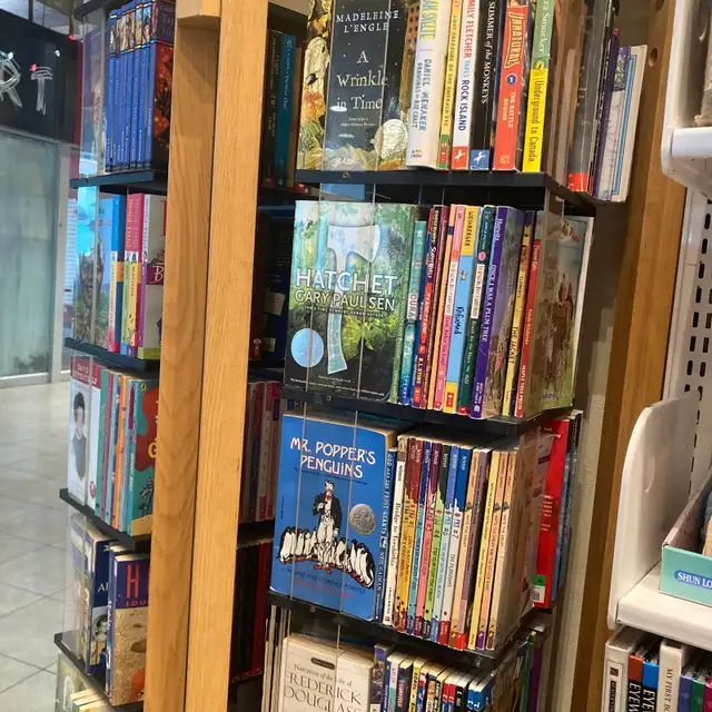 Children’s books in Children & Young Adult in City of Toronto - Image 9