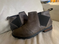 Blundstone style  Sorel winter boot waterproof size 8,5 usa wome